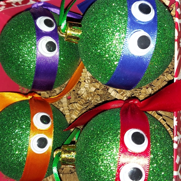 TMNT Christmas  ornaments - Picture 3 of 8